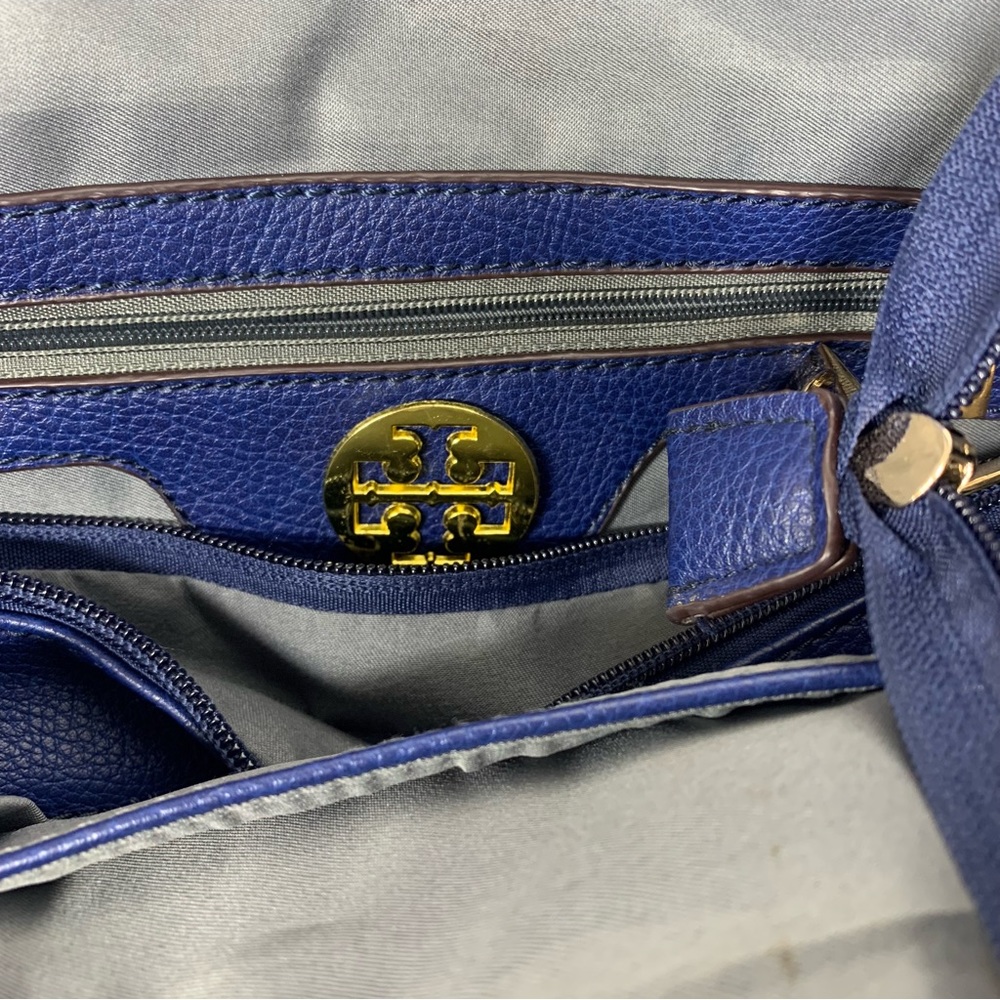 Tory Burch Blue Bucket Tote Hobo Bag - Picture 5 of 6